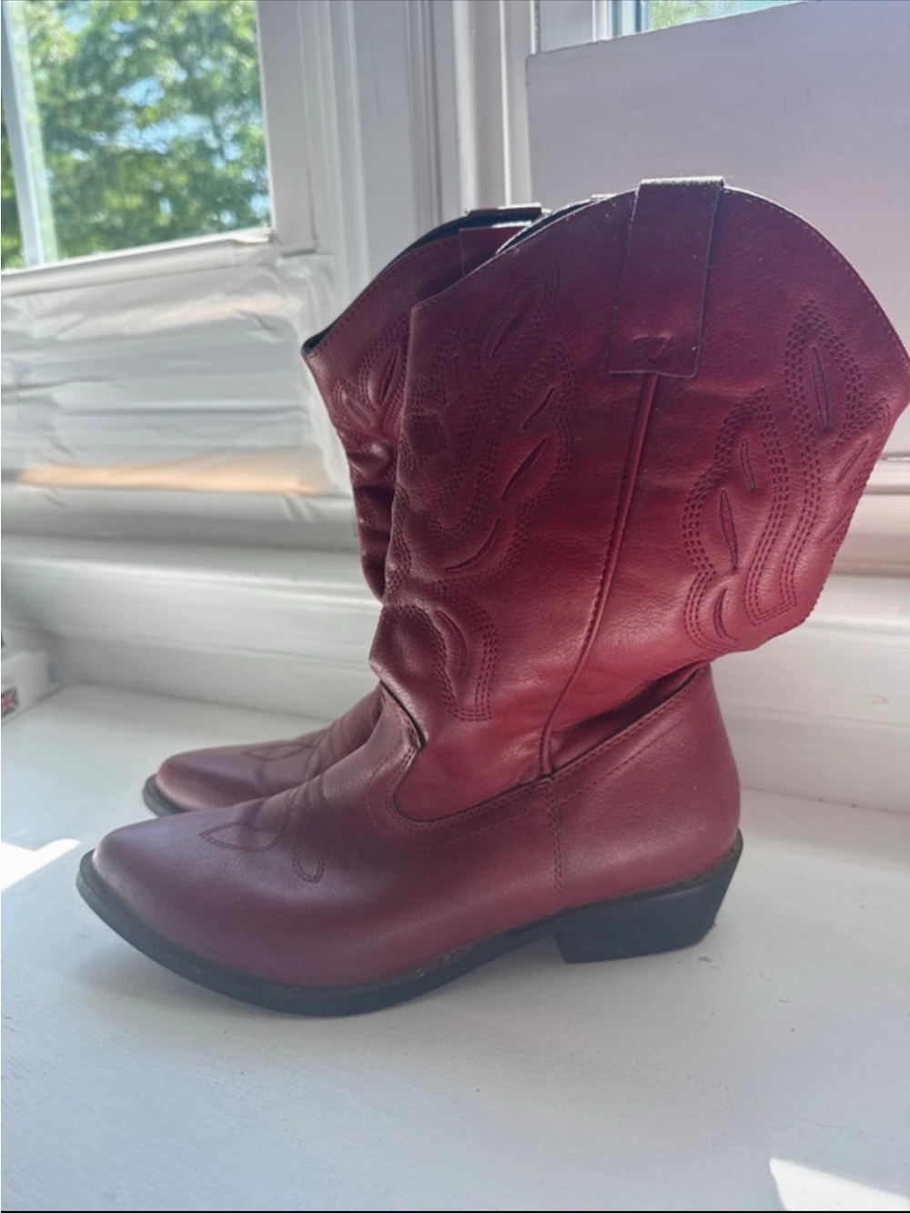Women's Burgundy Western Ankle Boots
